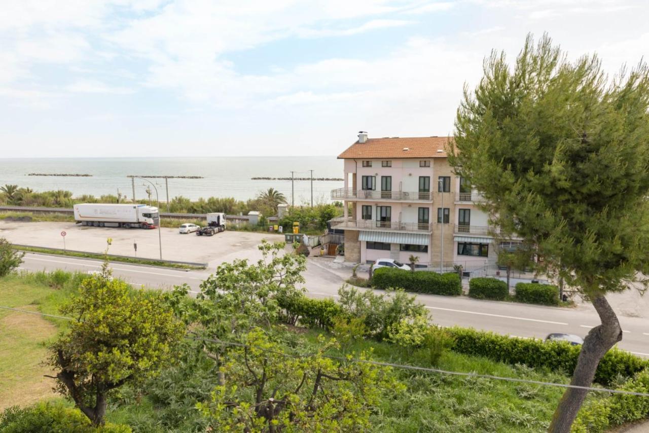 B&B Alba Sul Mare Guest House 马西尼亚诺 外观 照片